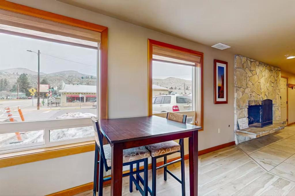 Driftin' Cabanas Chelan Extérieur photo